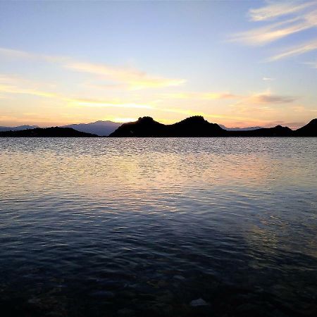 Lagoon Dreamhouse Vouliagmeni Lake Exterior photo