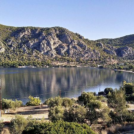 Lagoon Dreamhouse Vouliagmeni Lake Exterior photo